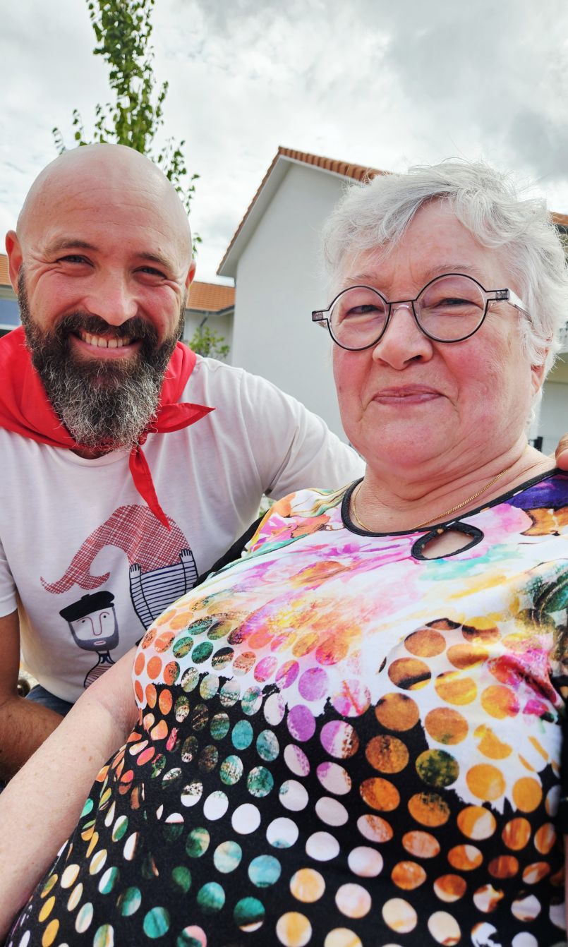 A Mimizan comme ailleurs, les rsidences sniors ont la cte ! Notre reportage lors de la Journe Portes ouvertes des 'Jardins de Maylis' de Serenly.