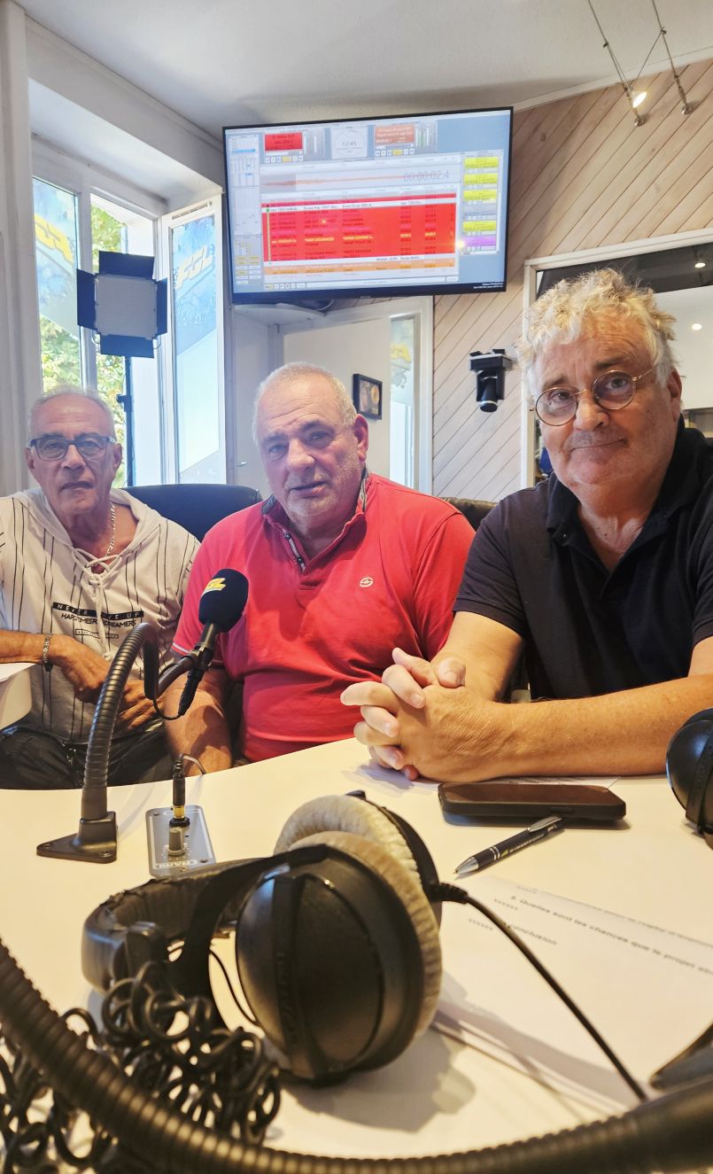 C'tait aussi jour de rugby avec la nouvelle quipe compose de Ghislain Berthelemy, de Grard Herran et de Jean-Franois Boulagnon.