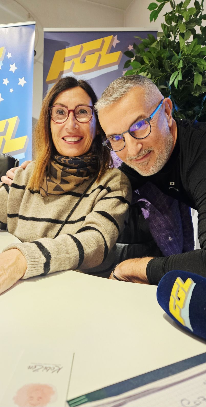 $row_acc_onenparle['acc_pf_titre']; ?>