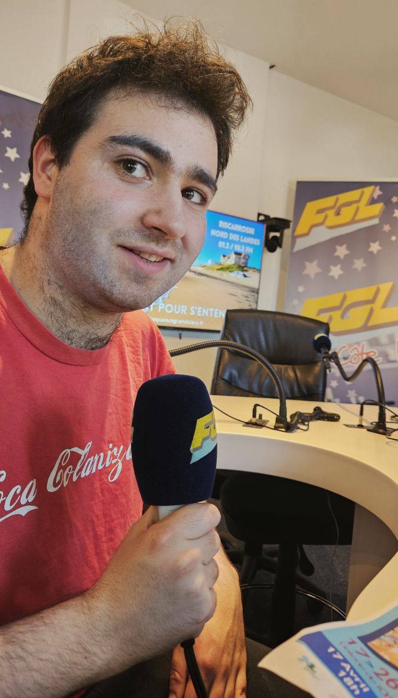 Ecoutez et podcastez ici, � l'occasion du Mois de l'Autisme dans les Landes, l'interview de Jules Berneau (Fournisseur de Joie) et de C�line Fuzeau.