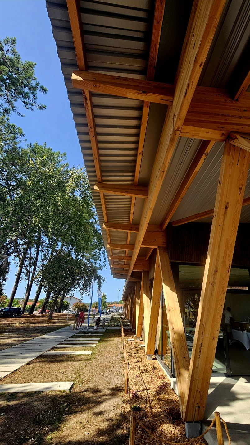 Plaine des sports de Mimizan : la premi�re phase du Complexe multisports a �t� inaugur�e.