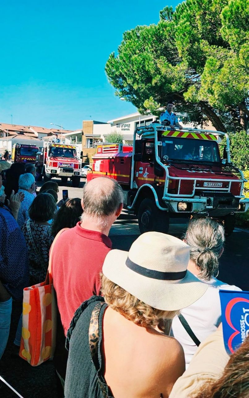 Biscarrosse et les autorit�s n'ont pas oubli� ce 13 septembre dernier les diff�rents acteurs qui se sont mobilis�s lors de l'incendie g�ant du 23 juillet qui a faill� rayer Biscarrosse de la carte. Vous �tiez des milliers � dire 'MERCI'.