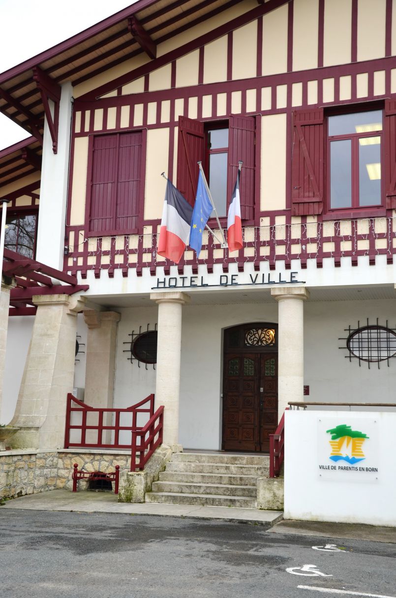 Premier 'Face � face FGL' de ces Municipales 2026 ce lundi 2 mars de 12h15 � 13h o� Marie-Fran�oise Nadau d�battra avec Georges Laluque. A suivre en direct sur nos 7 fr�quences et sur le Facebook de notre station images et sons.