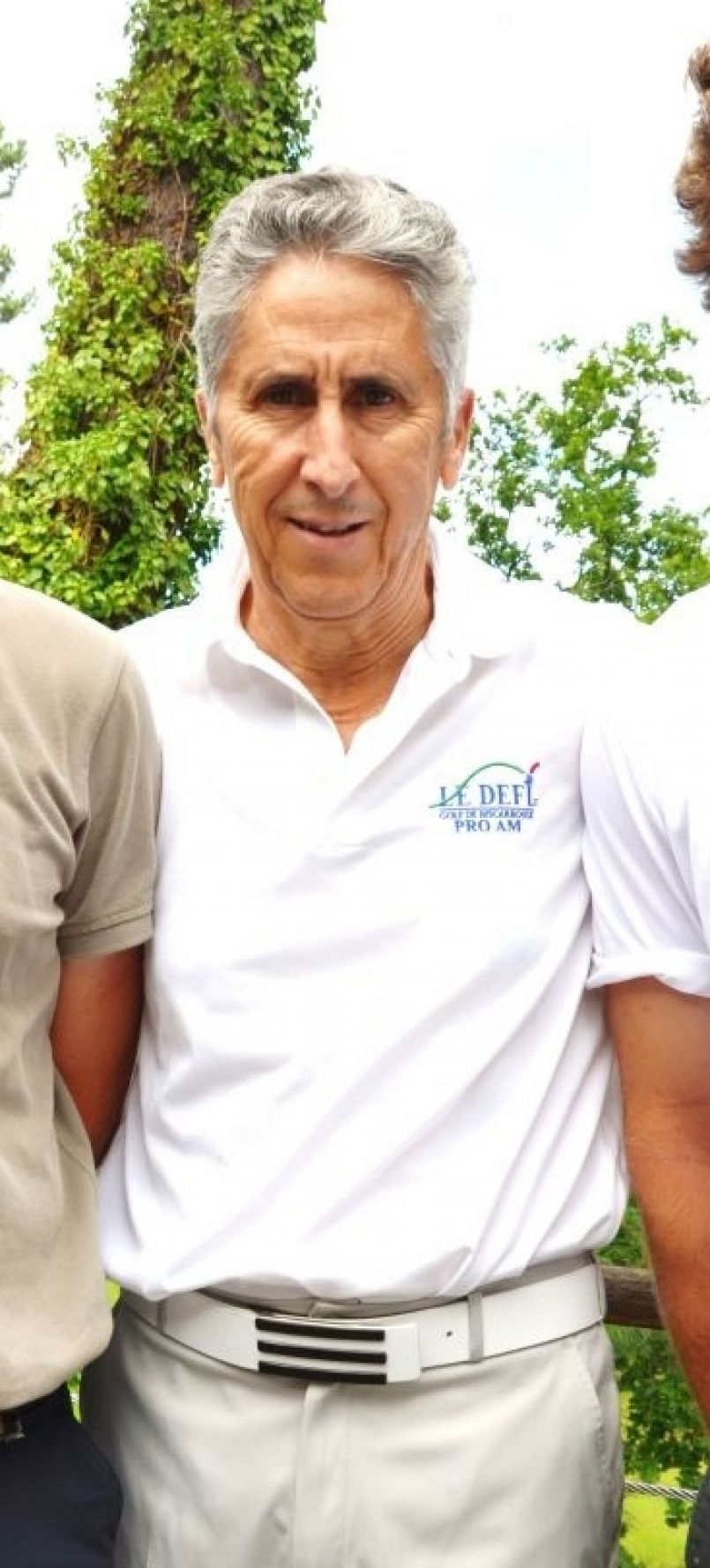 Hommage au golfeur et professeur de golf landais, d'origine espagnole, Pedro Navarro. 