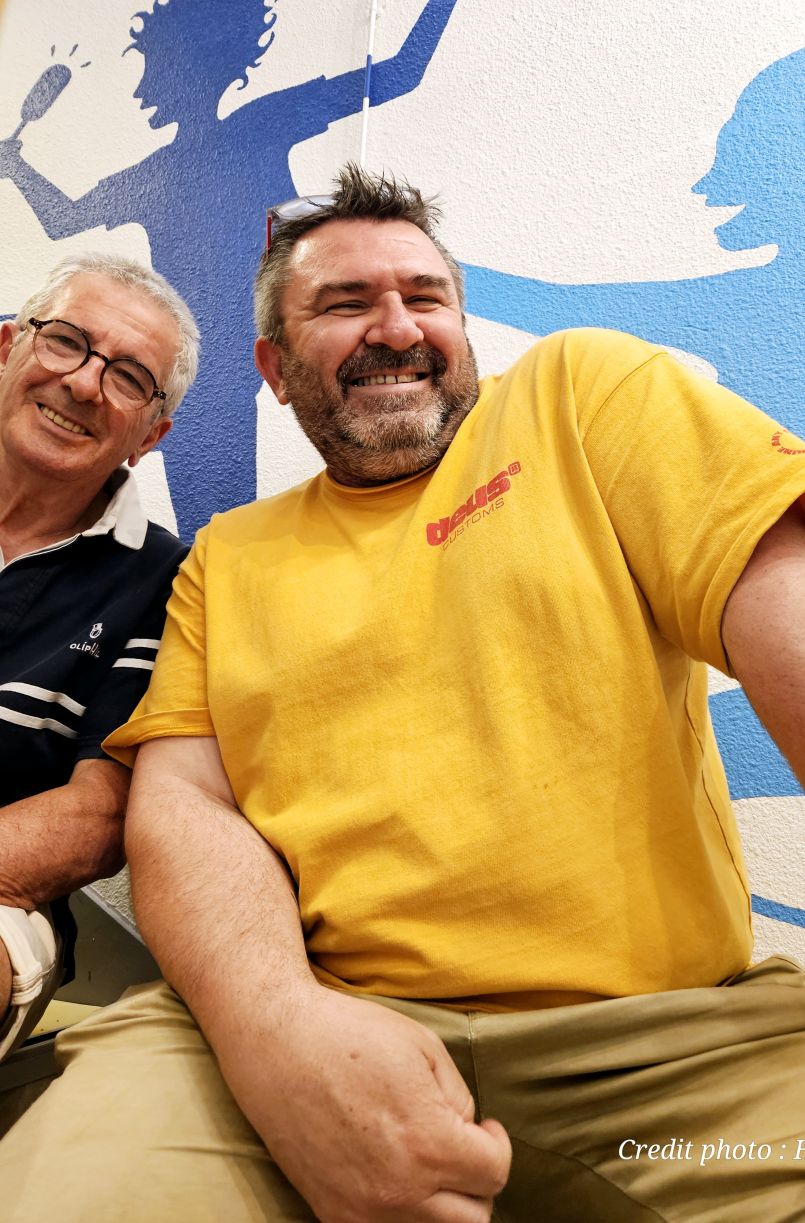 Le Ychoux Handball Club a ouvert sa section Handi-fauteuil. Interview de Thierry Brode et Jean-Louis Escaich.