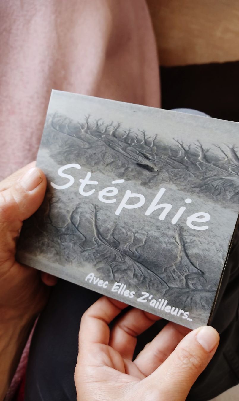 Premier album de la Landaise d'adoption 'Stéphie'.