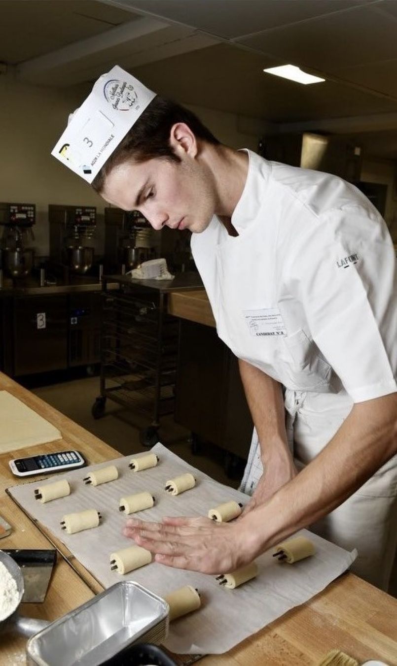 Il a 18 ans, il est landais et a participé au Concours National des Jeunes Boulangers à Avignon. Clerwann raconte son parcours sur FGL