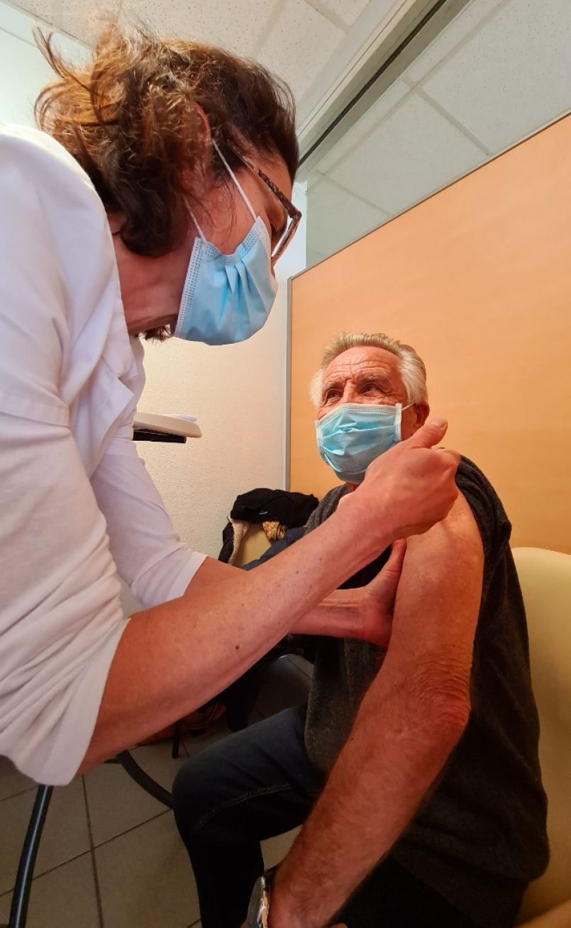 Vaccination contre la Covid-19 : le cap des 100 000 primo injections franchi dans les Landes